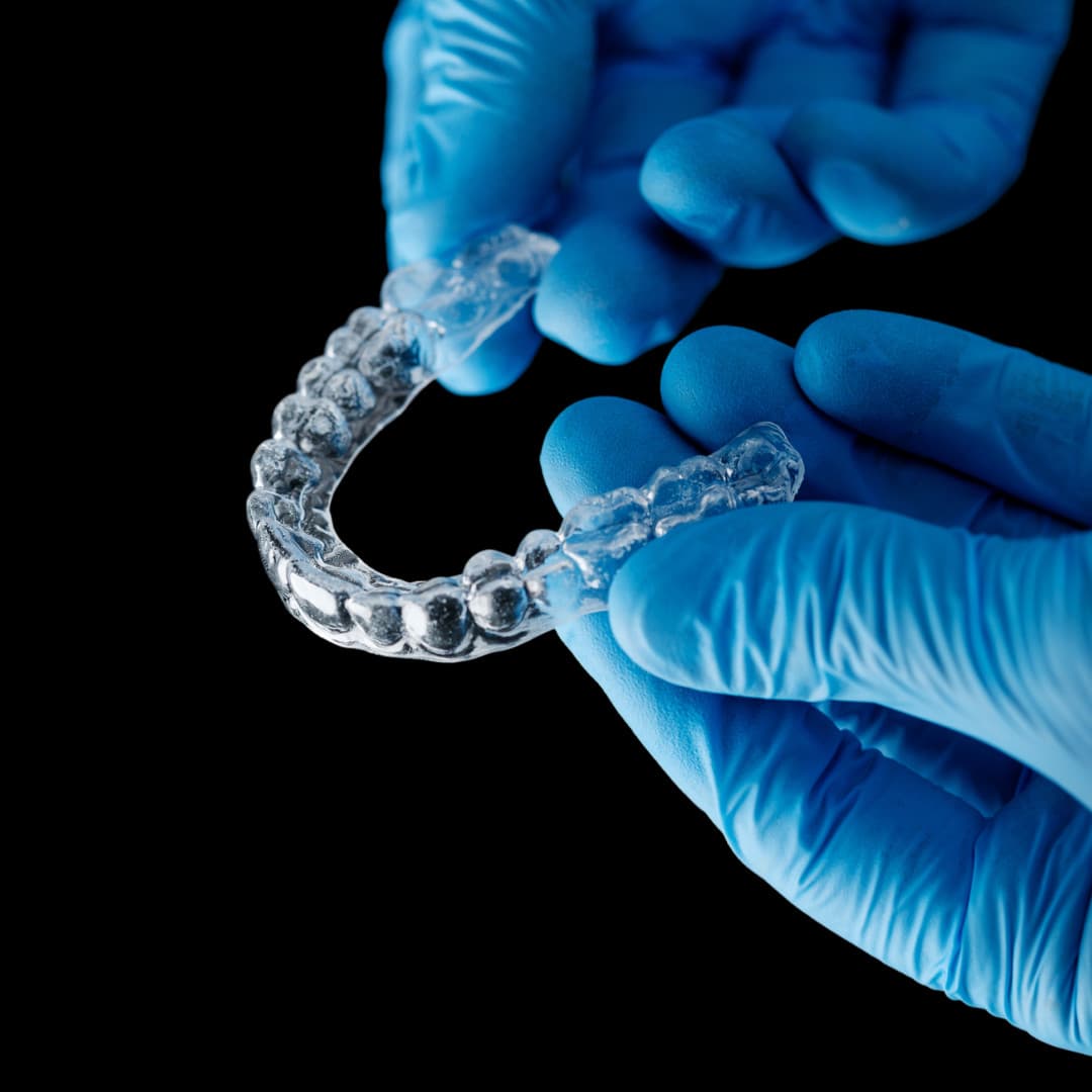 Alineador dental transparente hecho a medida